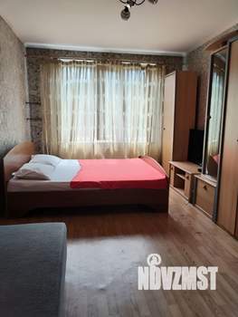 1-к квартира, посуточно, 40м2, 6/9 этаж