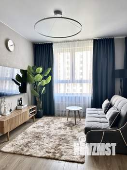 Студия квартира, посуточно, 28м2, 10/17 этаж