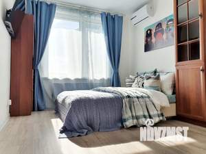 1-к квартира, посуточно, 40м2, 18/25 этаж