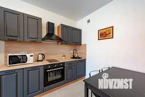 2-к квартира, посуточно, 42м2, 17/25 этаж