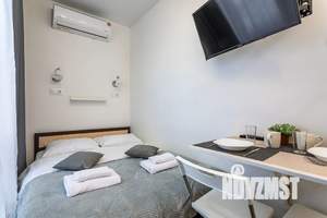 Студия квартира, посуточно, 20м2, 3/25 этаж