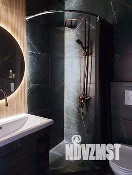 Студия квартира, посуточно, 20м2, 1/17 этаж