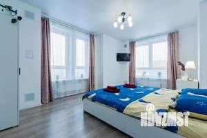 2-к квартира, посуточно, 56м2, 15/33 этаж