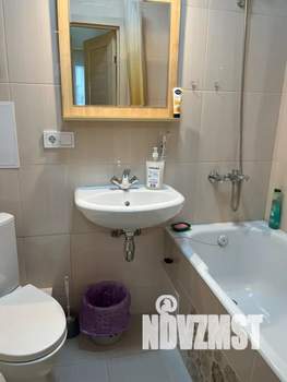 Студия квартира, посуточно, 18м2, 1/17 этаж