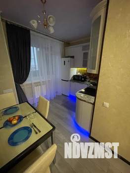 1-к квартира, посуточно, 42м2, 10/17 этаж