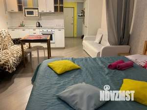 Студия квартира, посуточно, 32м2, 3/18 этаж