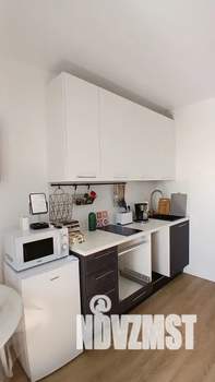 Студия квартира, посуточно, 32м2, 9/12 этаж
