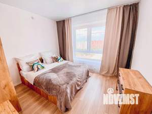 1-к квартира, посуточно, 65м2, 1/1 этаж