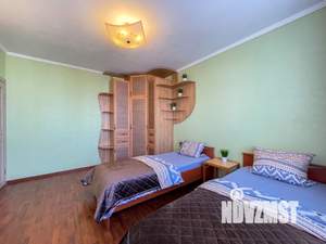 2-к квартира, посуточно, 60м2, 1/1 этаж