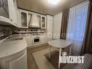 1-к квартира, на длительный срок, 50м2, 3/3 этаж