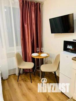 1-к квартира, посуточно, 18м2, 1/1 этаж