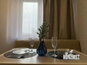 1-к квартира, посуточно, 38м2, 3/18 этаж