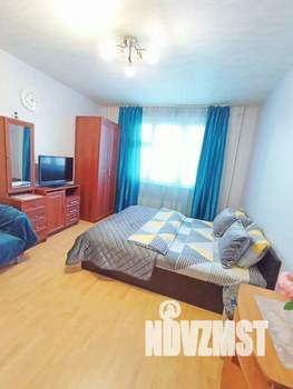 2-к квартира, посуточно, 65м2, 1/1 этаж