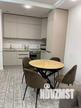 1-к квартира, посуточно, 42м2, 10/25 этаж