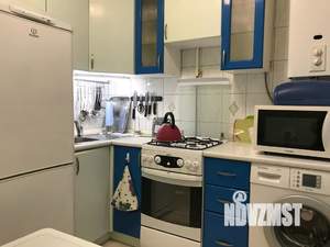 2-к квартира, посуточно, 42м2, 3/3 этаж