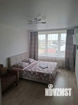 1-к квартира, посуточно, 35м2, 5/8 этаж