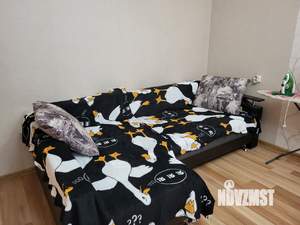 1-к квартира, посуточно, 40м2, 7/25 этаж