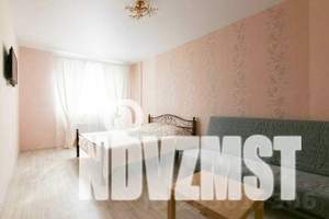 1-к квартира, посуточно, 38м2, 1/17 этаж