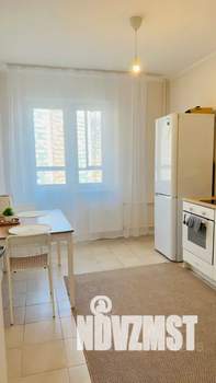 1-к квартира, посуточно, 35м2, 6/16 этаж