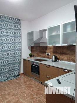 1-к квартира, посуточно, 33м2, 1/1 этаж