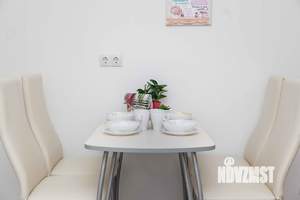 2-к квартира, посуточно, 44м2, 13/25 этаж