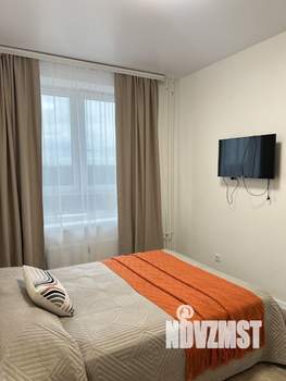 1-к квартира, посуточно, 33м2, 8/17 этаж