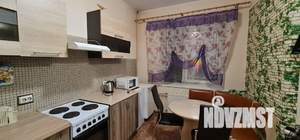 Студия квартира, посуточно, 30м2, 1/17 этаж