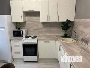 1-к квартира, посуточно, 40м2, 2/5 этаж