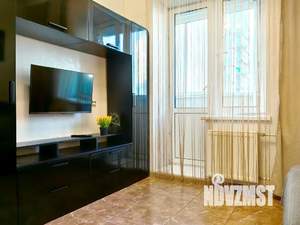 1-к квартира, посуточно, 38м2, 7/17 этаж