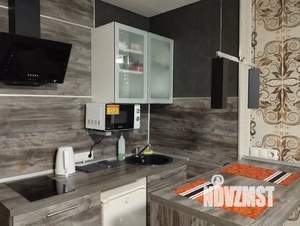 Студия квартира, посуточно, 27м2, 21/25 этаж