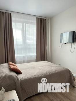 1-к квартира, посуточно, 33м2, 8/17 этаж