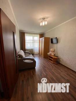 1-к квартира, посуточно, 35м2, 3/3 этаж