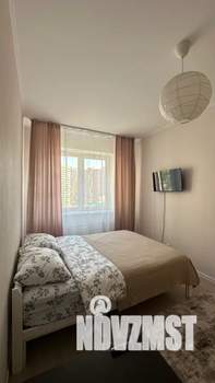 1-к квартира, посуточно, 35м2, 6/16 этаж