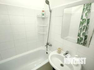 1-к квартира, посуточно, 35м2, 4/17 этаж