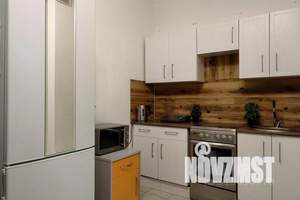 1-к квартира, посуточно, 35м2, 4/17 этаж