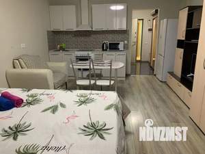 Студия квартира, посуточно, 32м2, 8/18 этаж