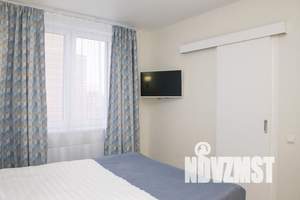 2-к квартира, посуточно, 35м2, 14/18 этаж