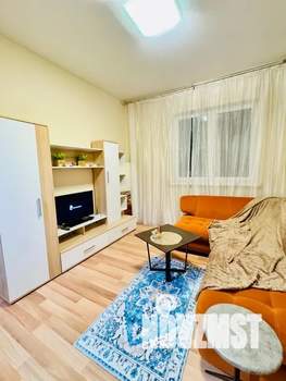 1-к квартира, посуточно, 50м2, 4/8 этаж