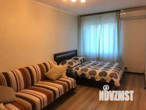 1-к квартира, посуточно, 40м2, 6/25 этаж