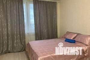 1-к квартира, посуточно, 30м2, 10/18 этаж