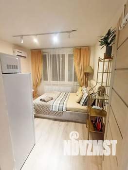 Студия квартира, посуточно, 20м2, 16/25 этаж