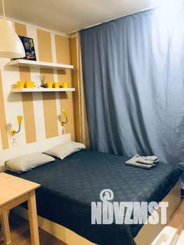 Студия квартира, посуточно, 25м2, 1/21 этаж