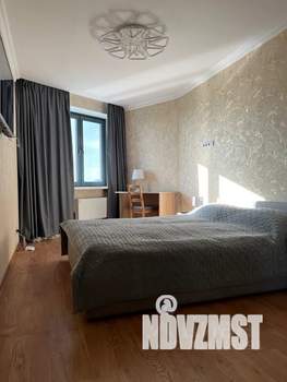 1-к квартира, посуточно, 39м2, 21/25 этаж