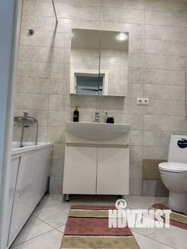 Студия квартира, посуточно, 27м2, 10/18 этаж