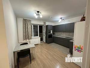 2-к квартира, на длительный срок, 65м2, 3/17 этаж