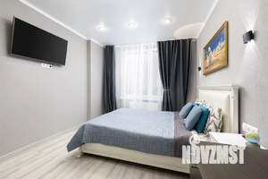 1-к квартира, посуточно, 40м2, 23/25 этаж