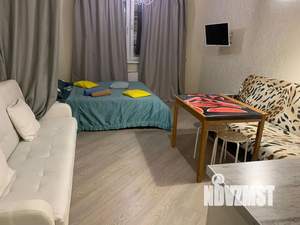 Студия квартира, посуточно, 32м2, 3/18 этаж
