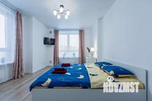 2-к квартира, посуточно, 56м2, 15/33 этаж