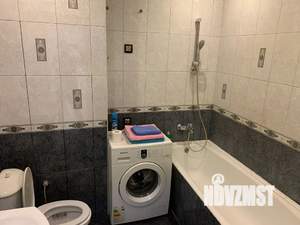 1-к квартира, посуточно, 56м2, 4/25 этаж