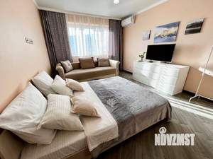 1-к квартира, посуточно, 40м2, 17/22 этаж